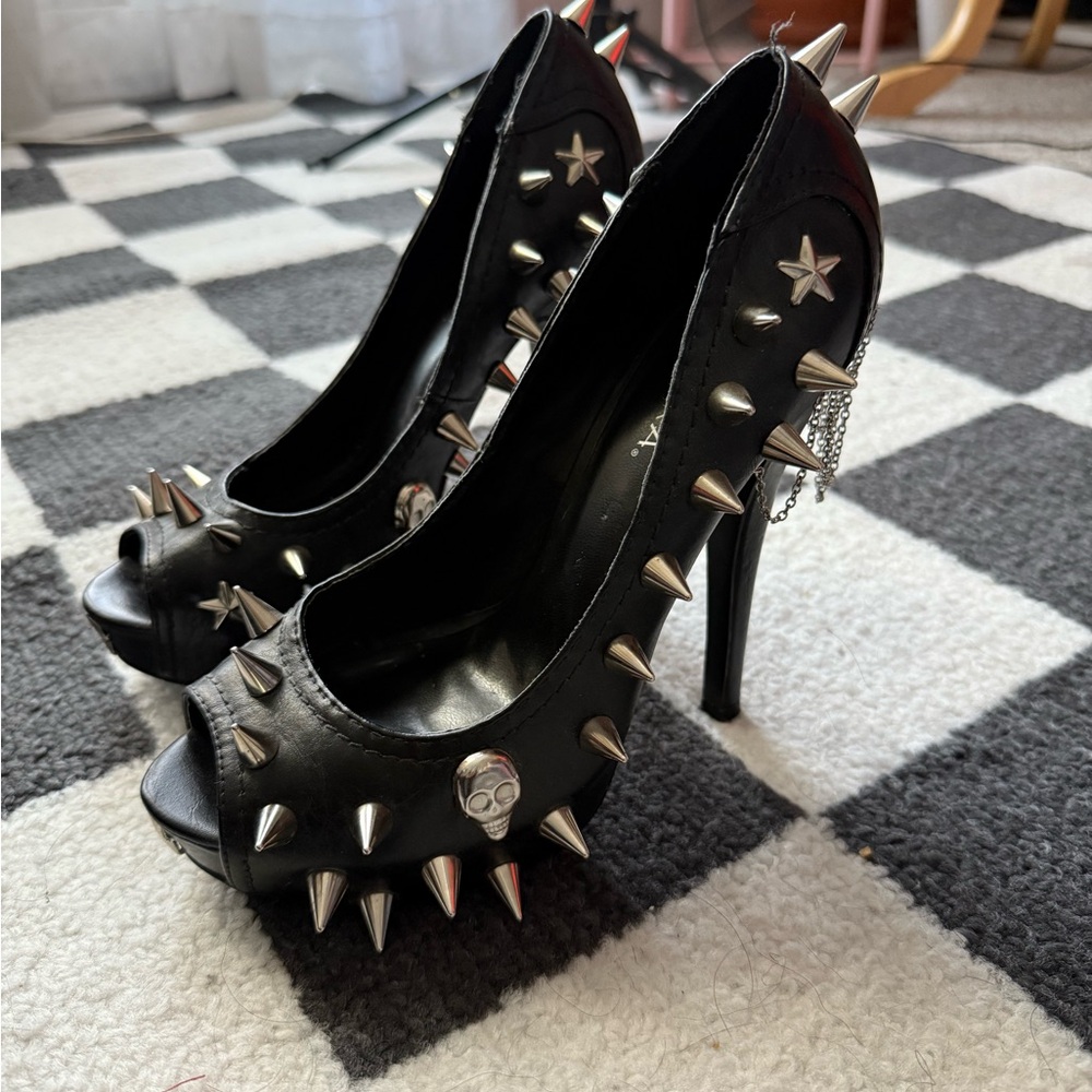 Spiked Heels - Picture 9 of 9